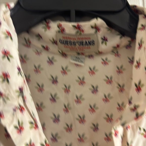 Vintage Guess Button up shirt - Picture 4 of 4